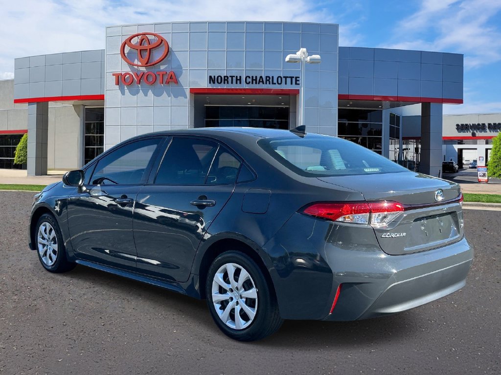 Used 2023 Toyota Corolla LE FWD image 6
