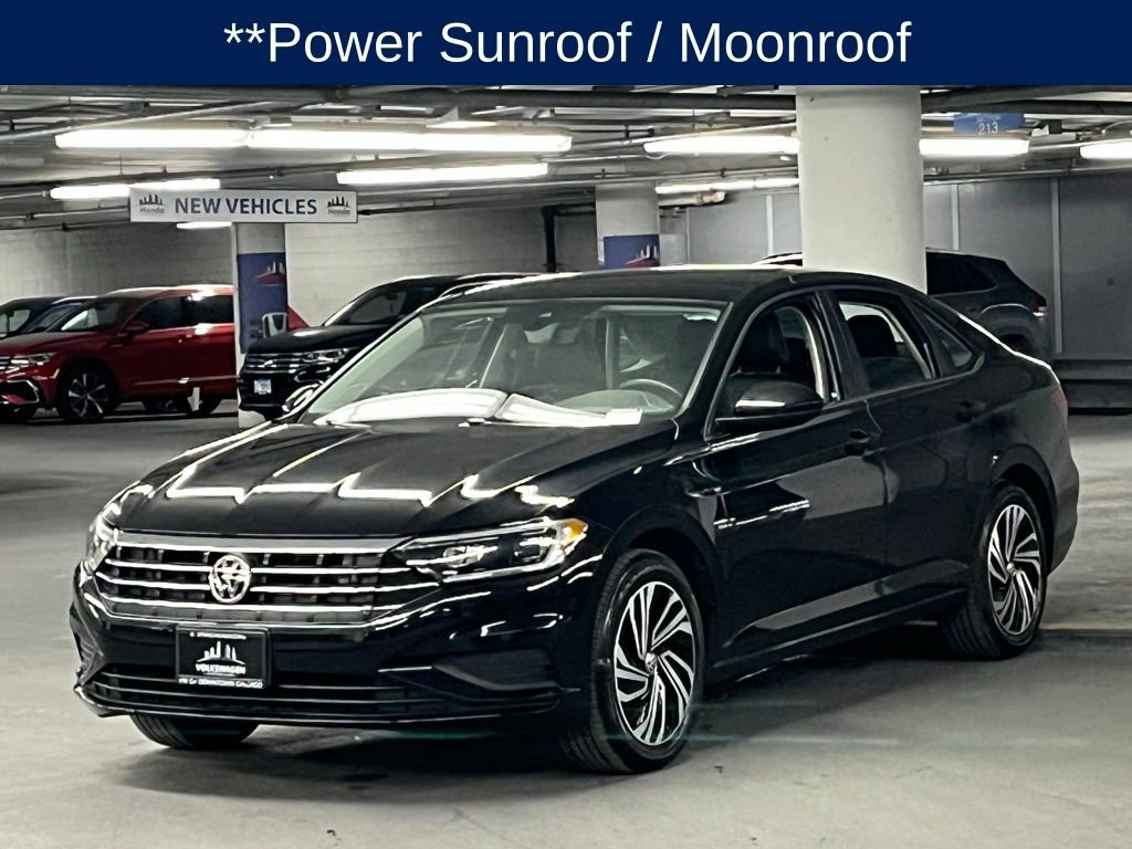 Used 2021 Volkswagen Jetta SEL image 4