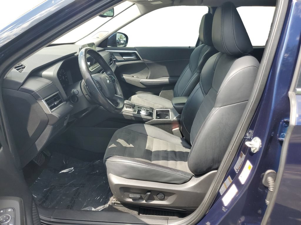 Used 2024 Mitsubishi Outlander SE FWD image 21