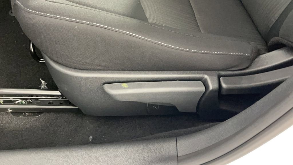 New 2025 Nissan Sentra SV image 30