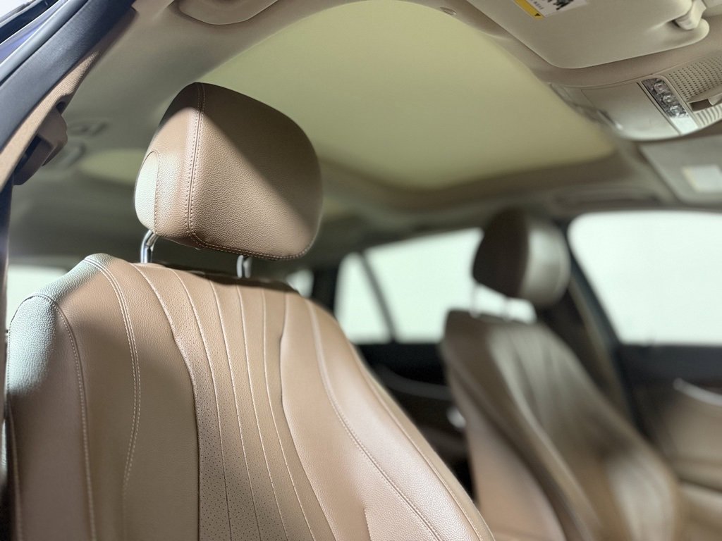 Used 2019 Mercedes-Benz E 450 E 450 w/ Premium Package image 11