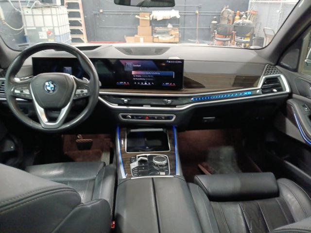 Used 2025 BMW X5 xDrive50e image 32