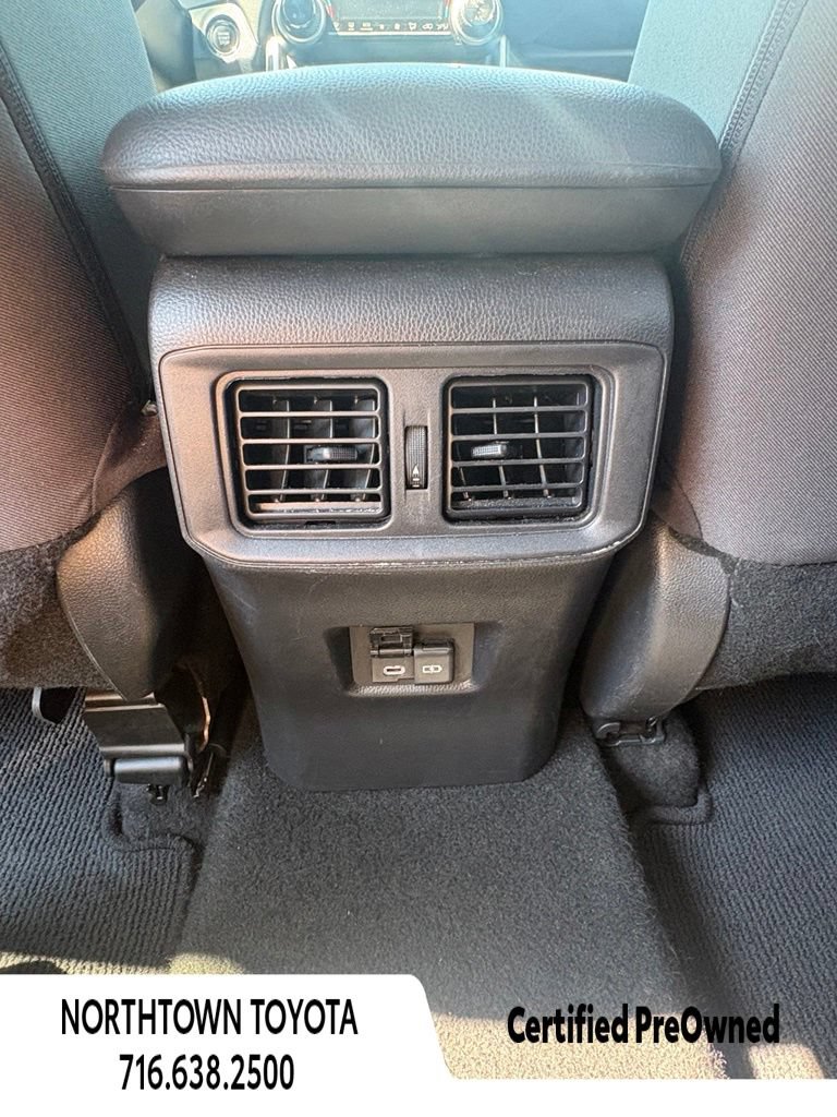Used 2024 Toyota RAV4 XLE w/ Weather Package AWD/4WD image 27