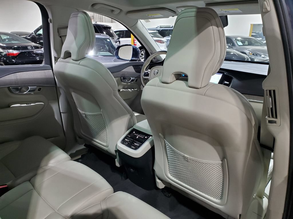 Used 2023 Volvo XC90 B6 Ultimate w/ Protection Package Premier AWD/4WD image 22