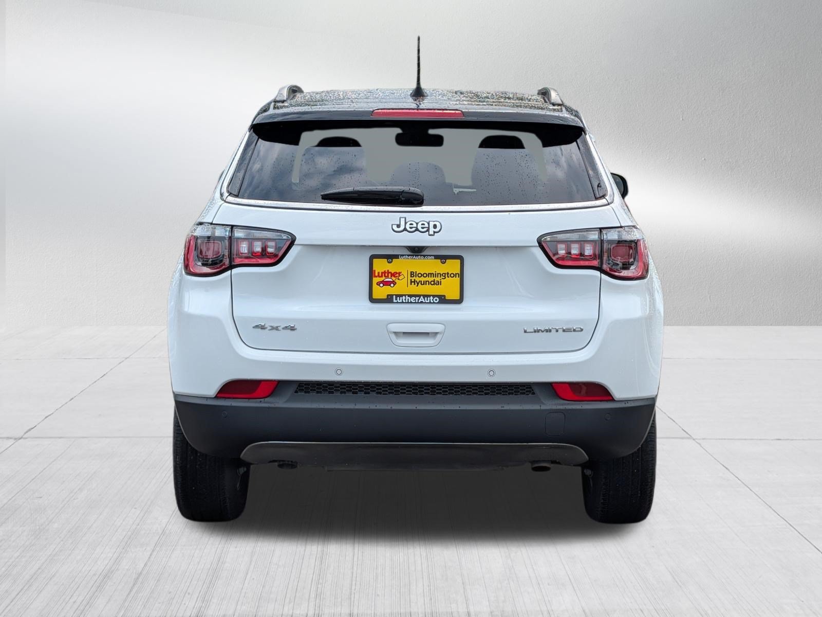 Used 2024 Jeep Compass Limited AWD/4WD image 6