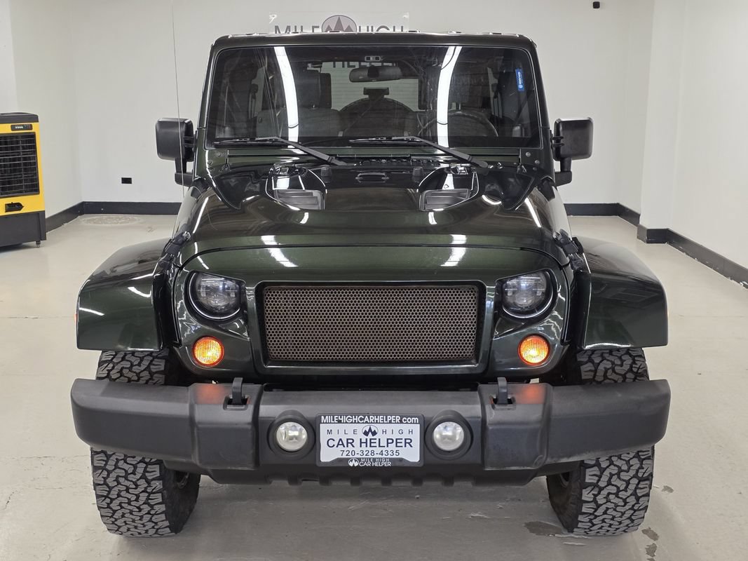 Used 2010 Jeep Wrangler Unlimited Rubicon w/ Dual Top Group AWD/4WD image 3