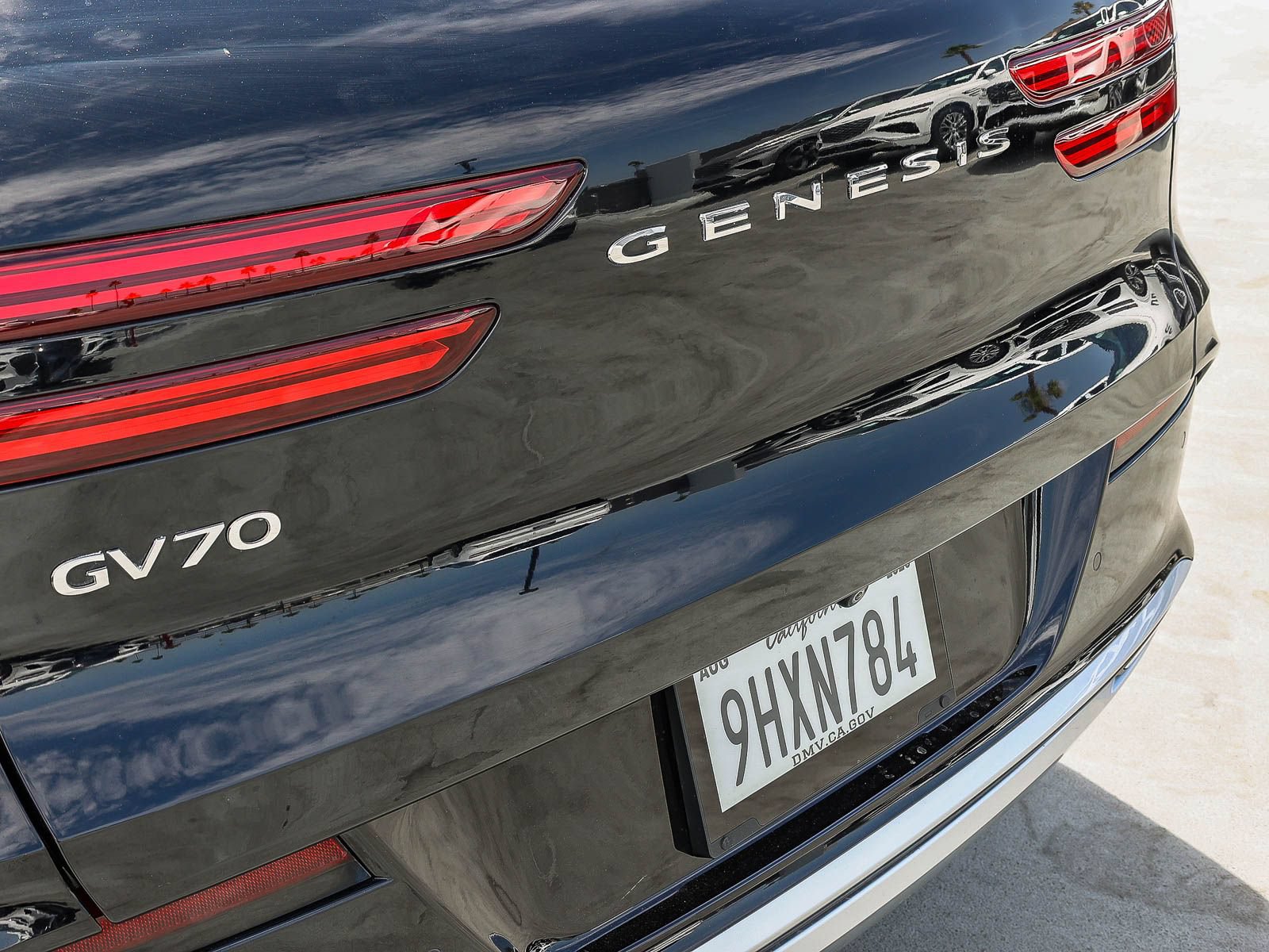 Used 2023 Genesis Electrified GV70 AWD/4WD image 7