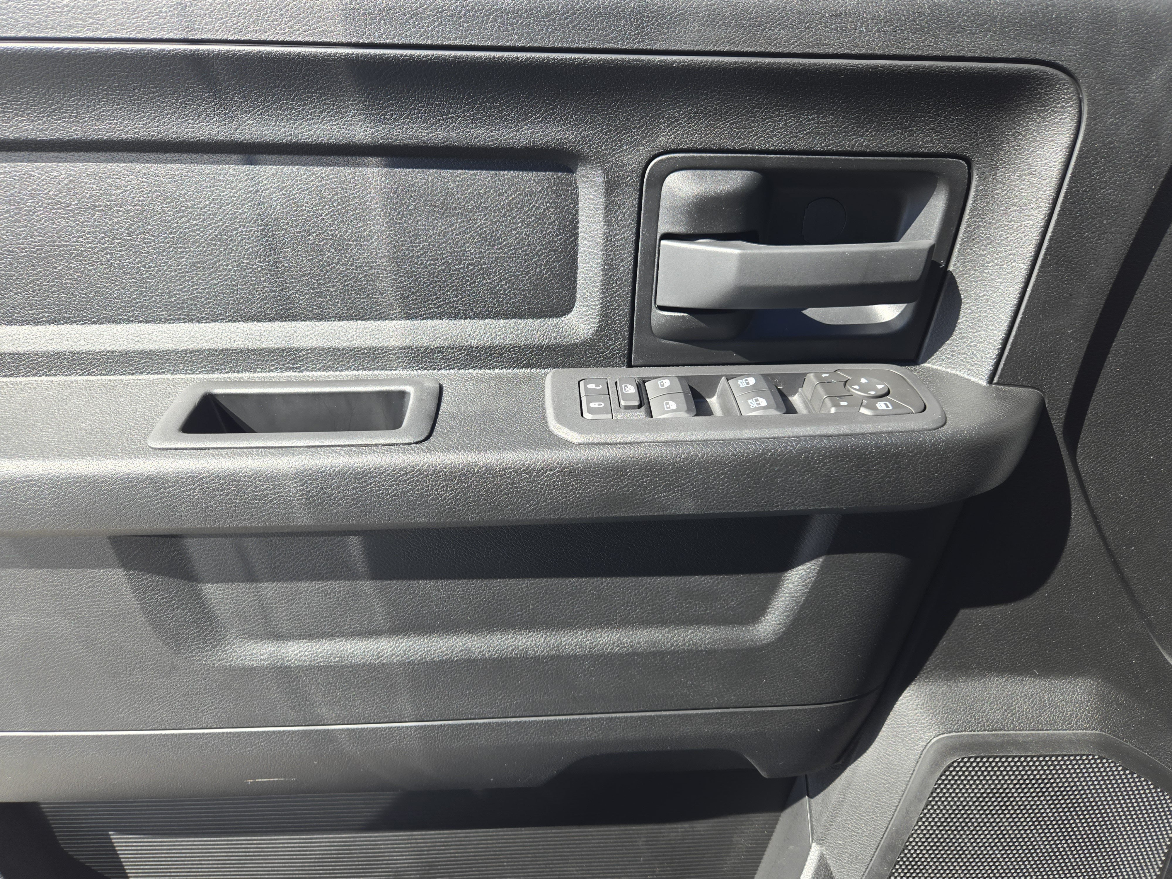 New 2026 RAM 3500 Tradesman AWD/4WD image 19