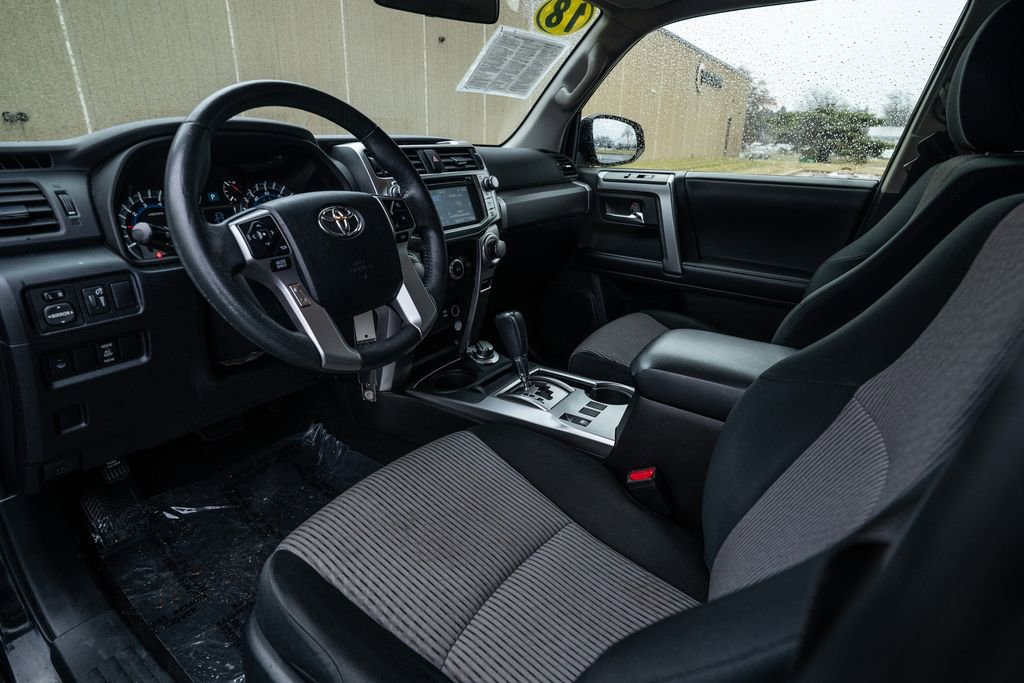 Used 2018 Toyota 4Runner SR5 image 12