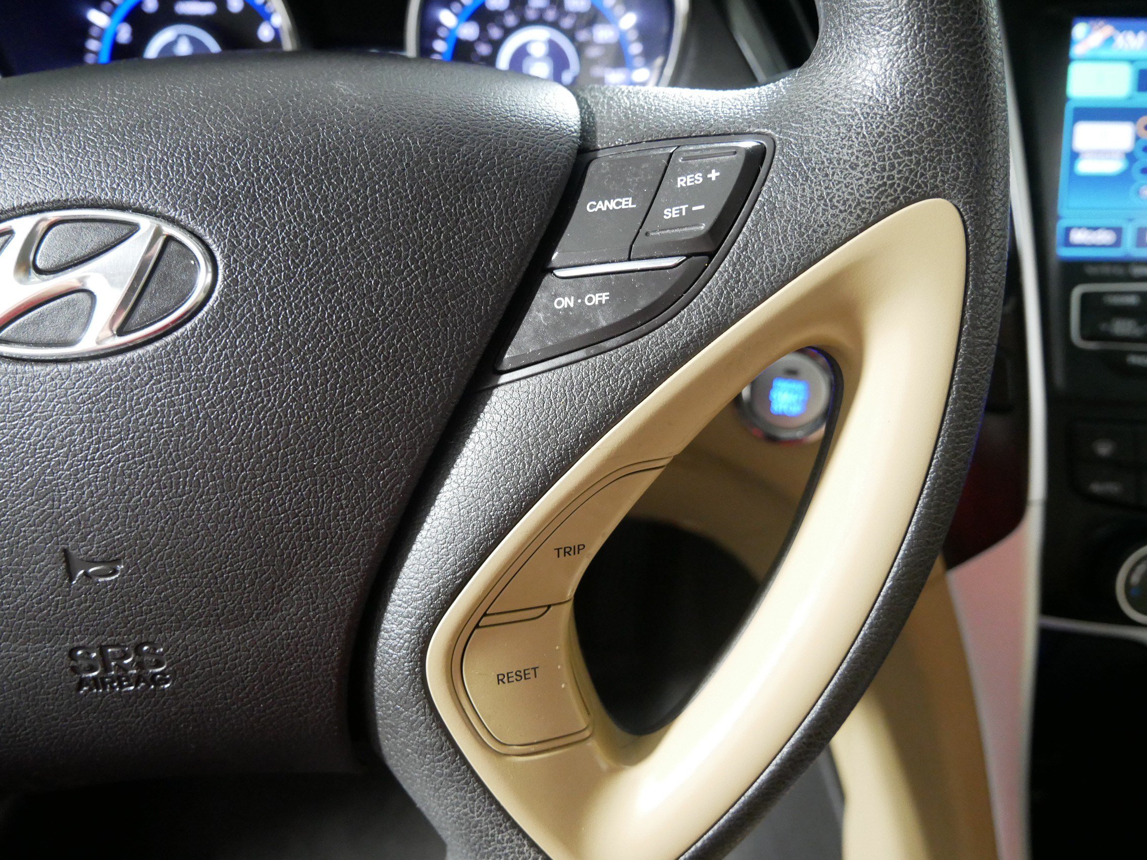 Used 2013 Hyundai Sonata Limited w/ Premium Pkg FWD image 28
