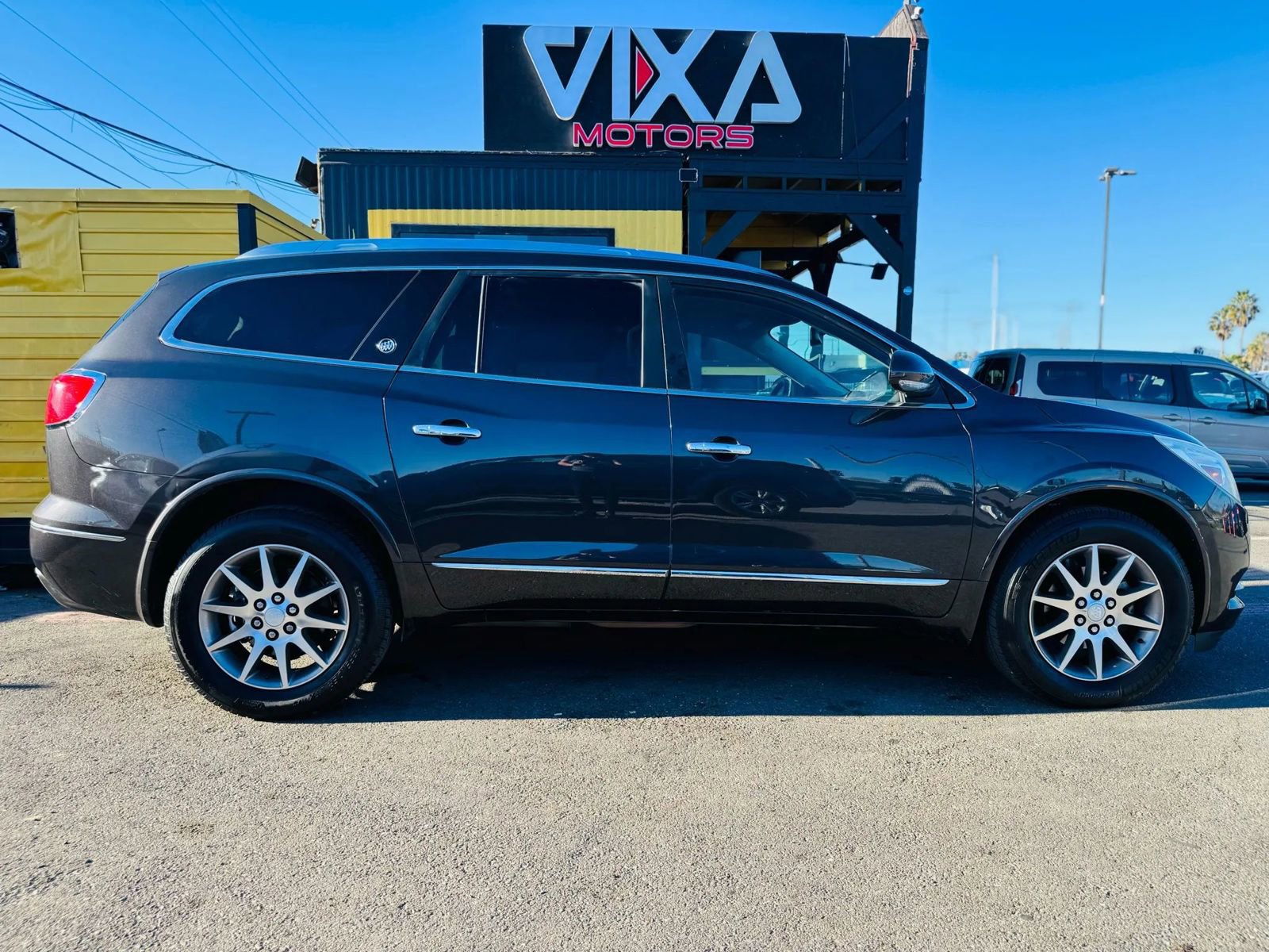 Used 2015 Buick Enclave Leather image 4