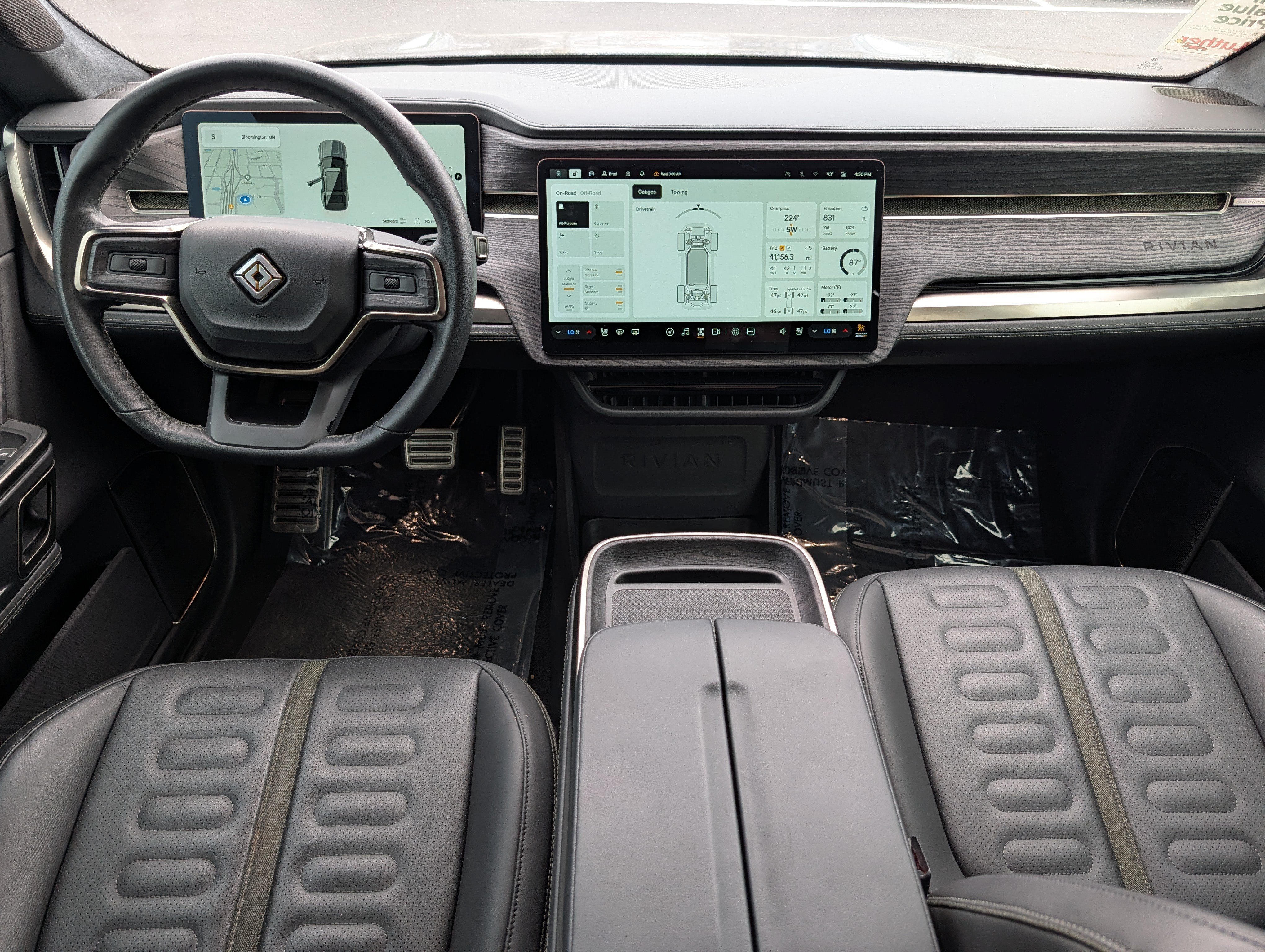 Used 2023 Rivian R1S Adventure AWD/4WD image 10