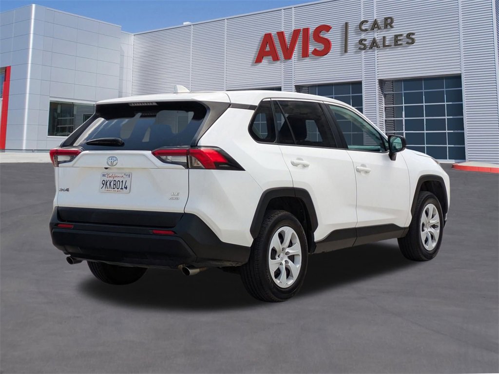 Used 2024 Toyota RAV4 LE image 6