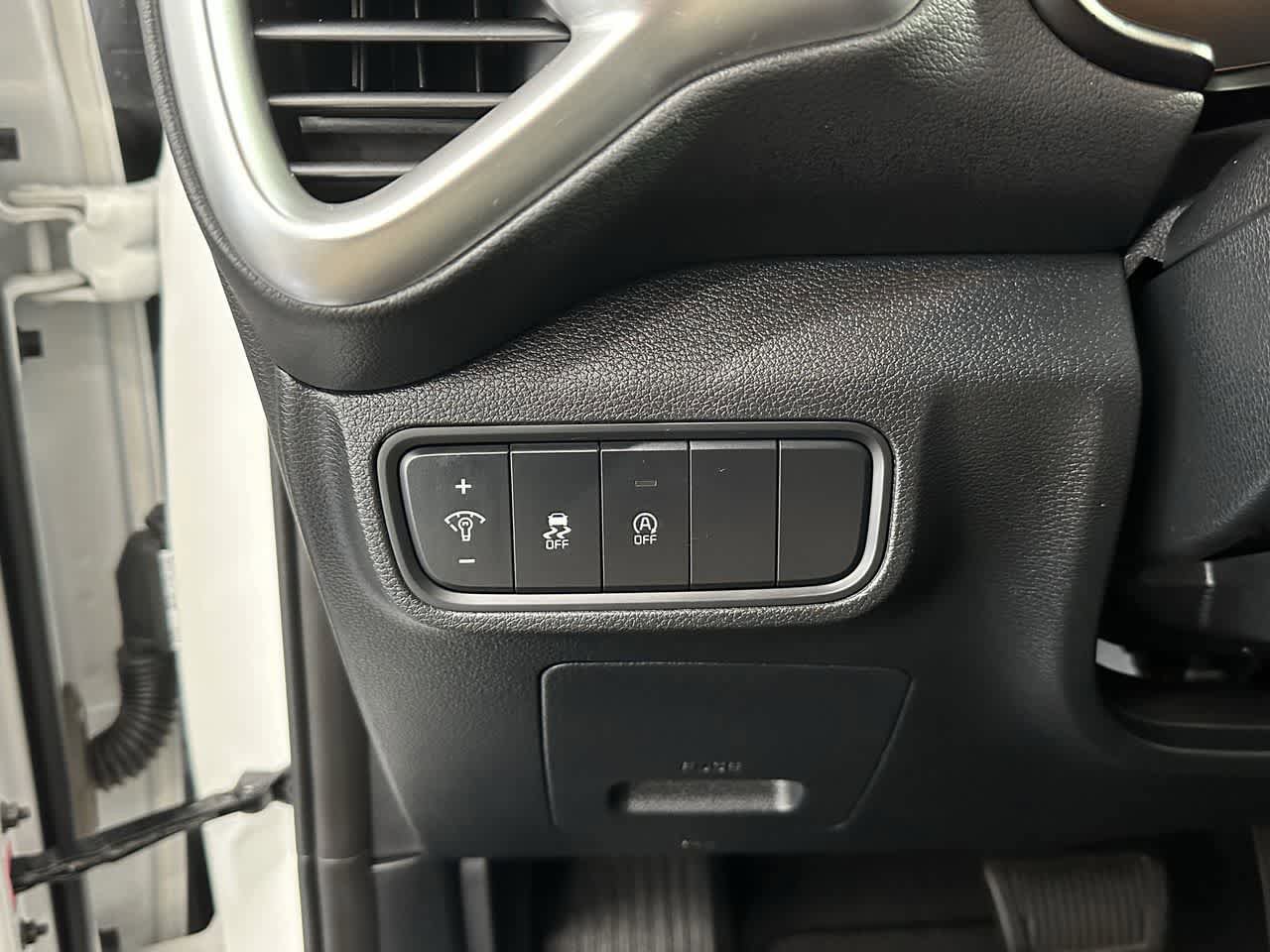 Used 2024 Kia Soul LX w/ Option Group 015 image 15