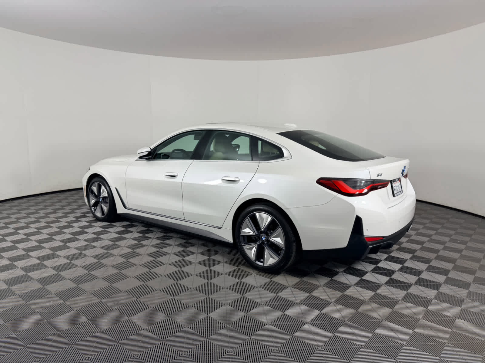 Certified 2025 BMW i4 eDrive40 w/ Driving Assistance Package image 5