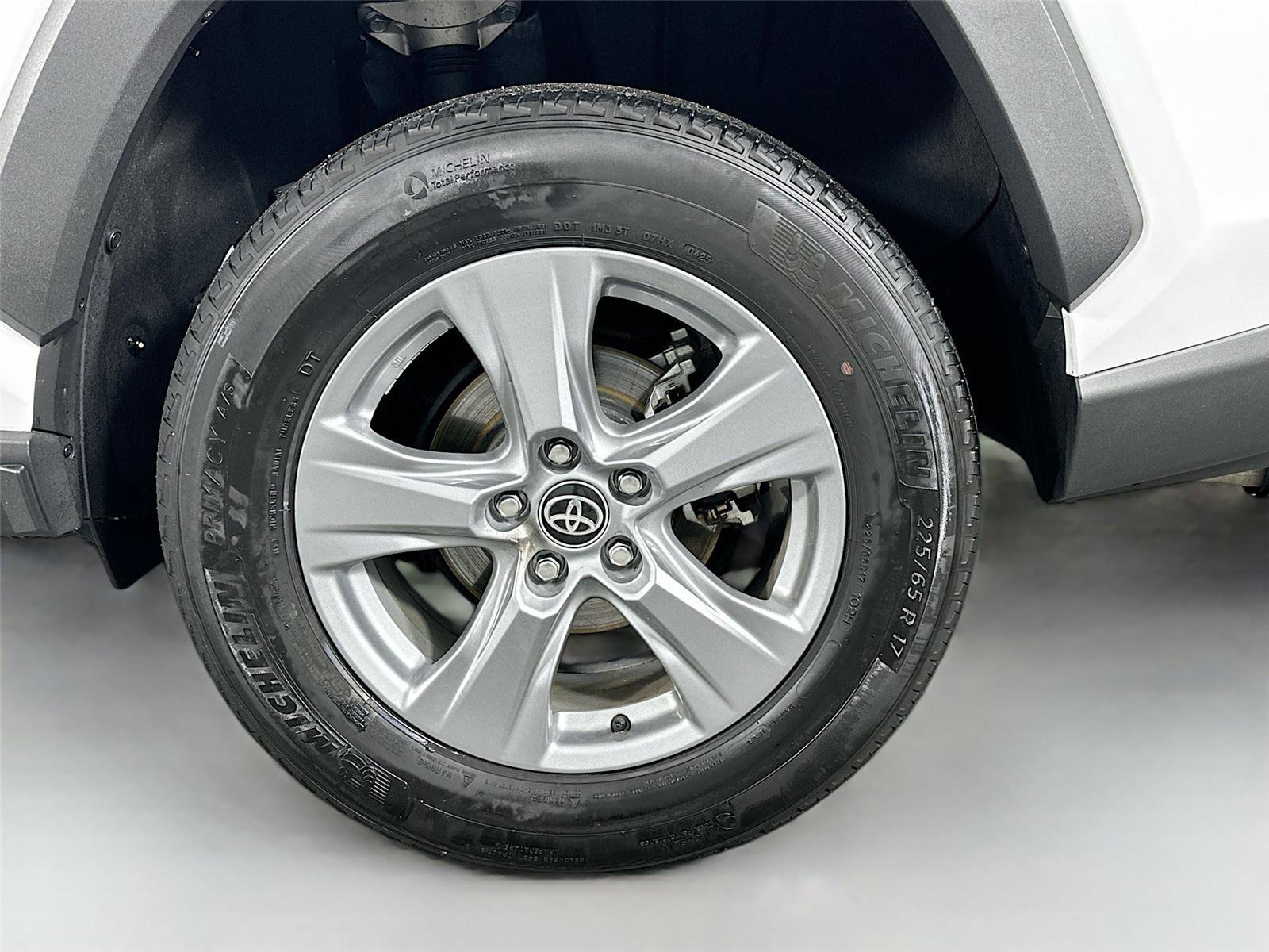 Certified 2025 Toyota RAV4 XLE image 27