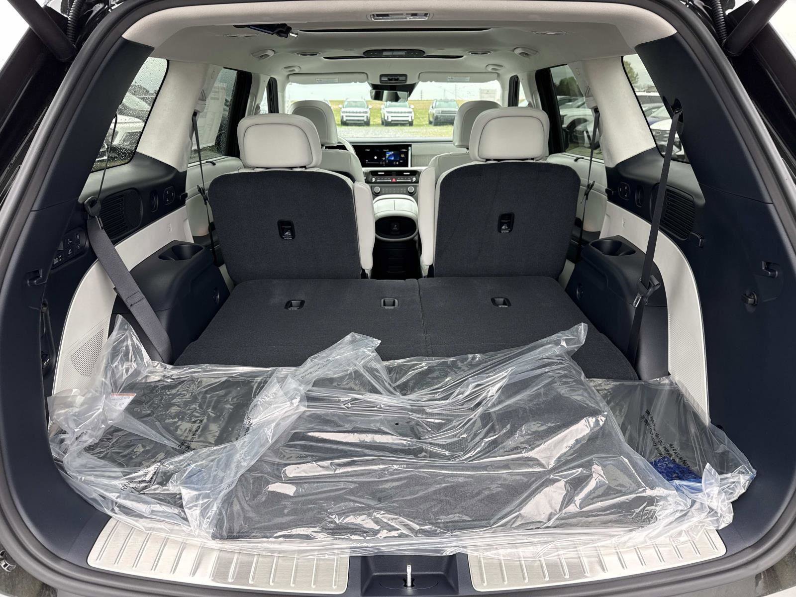 New 2026 Hyundai Palisade Calligraphy AWD/4WD image 12