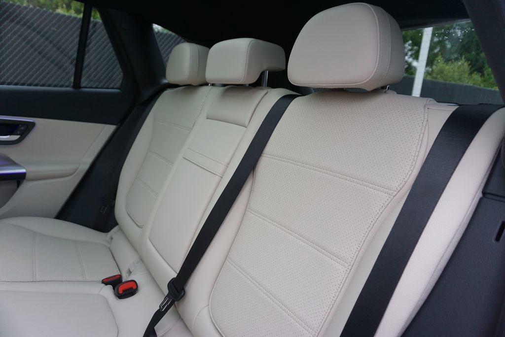 New 2026 Mercedes-Benz GLC 300 4MATIC image 47