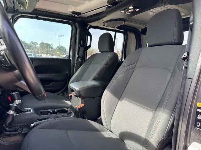 Certified 2022 Jeep Gladiator Sport image 10