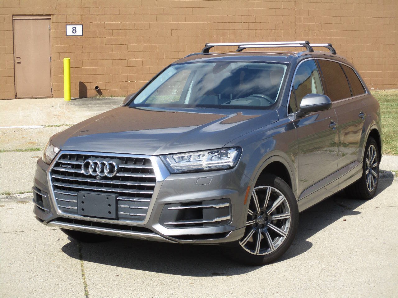 Used 2017 Audi Q7 3.0T Prestige AWD/4WD image 6