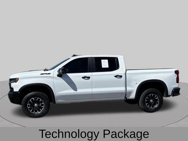 Used 2023 Chevrolet Silverado 1500 ZR2 w/ Technology Package AWD/4WD image 3