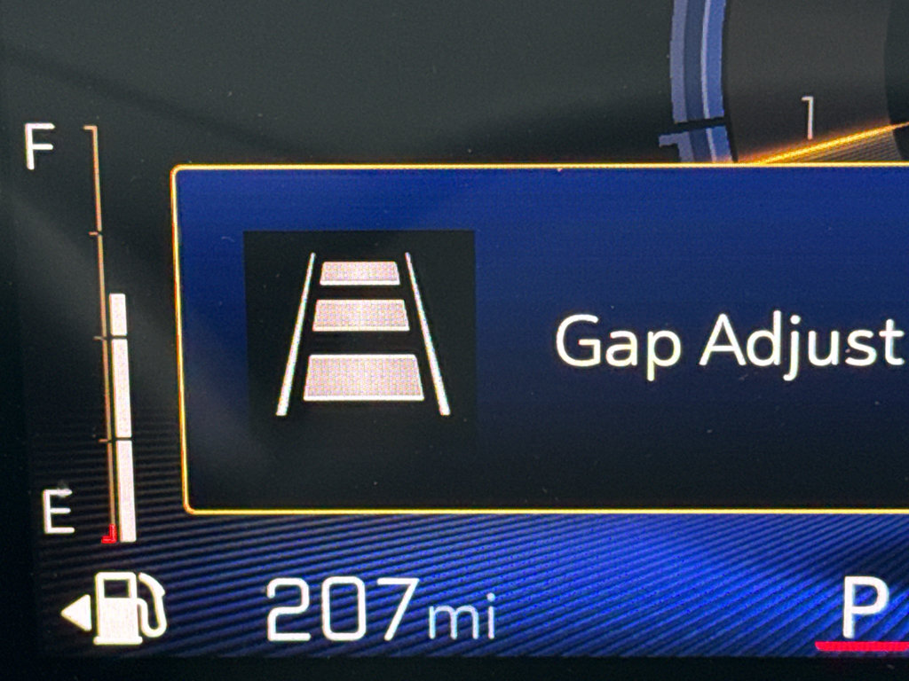 Used 2025 Chevrolet Trax RS w/ Sunroof Package image 23