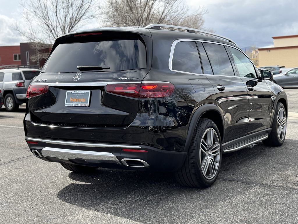 Used 2025 Mercedes-Benz GLS 450 4MATIC image 8