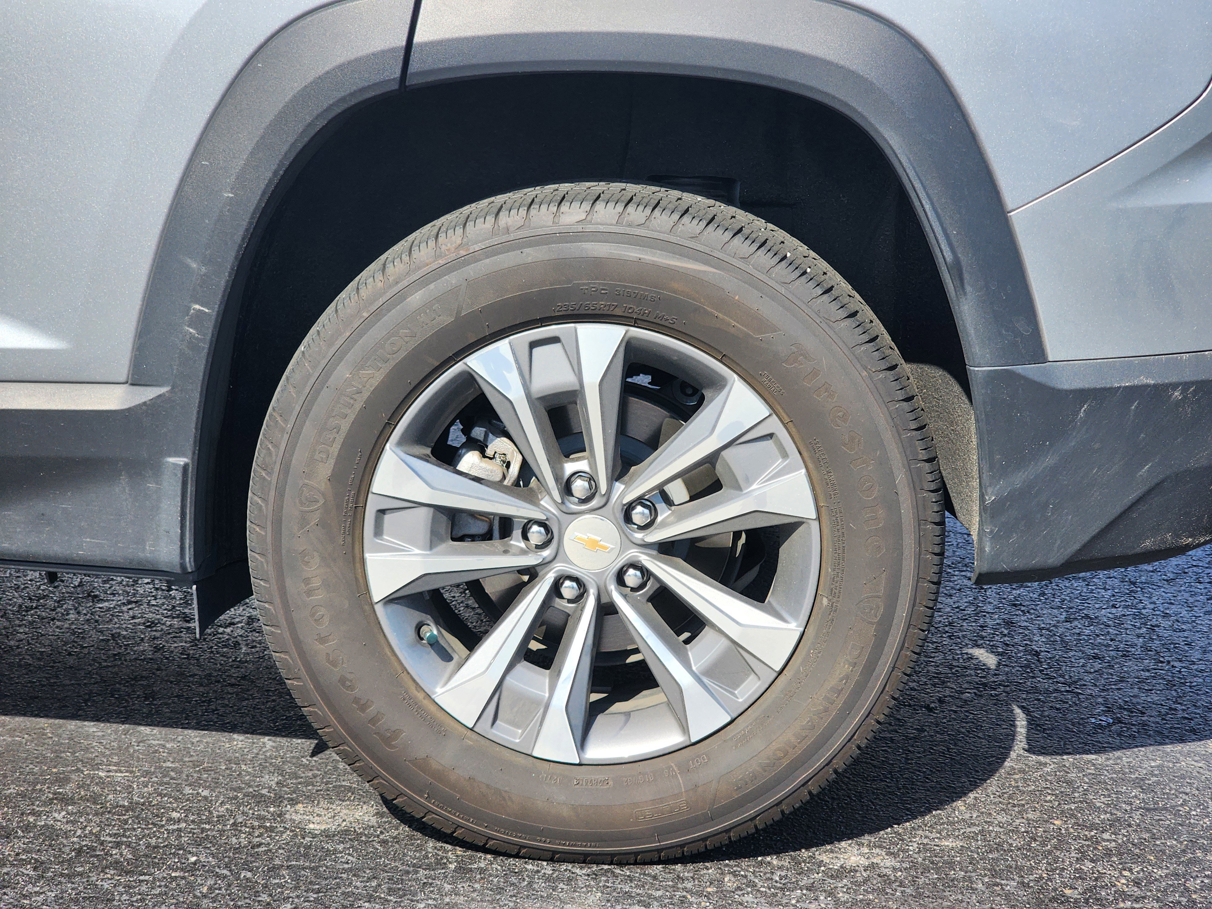 Used 2025 Chevrolet Equinox LT w/ Convenience Package II image 10