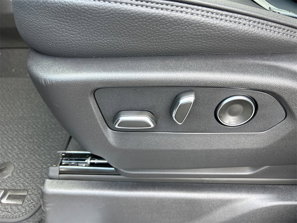 New 2026 GMC Sierra 2500 Denali w/ Denali Reserve Package image 18