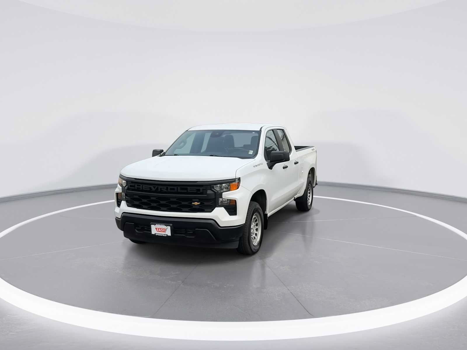 Used 2023 Chevrolet Silverado 1500 W/T w/ Trailering Package AWD/4WD image 3