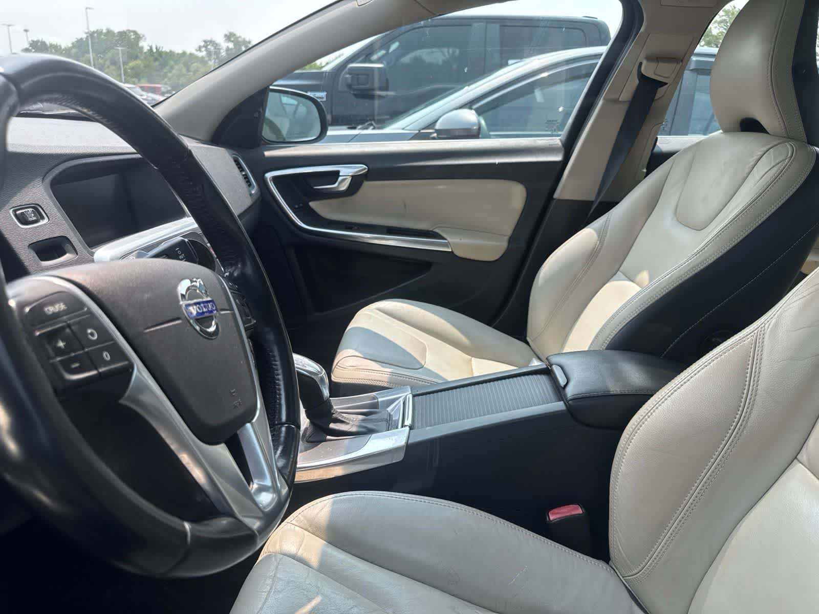Used 2013 Volvo S60 T5 FWD image 31