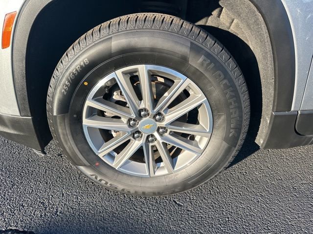 Used 2023 Chevrolet Traverse LT image 32