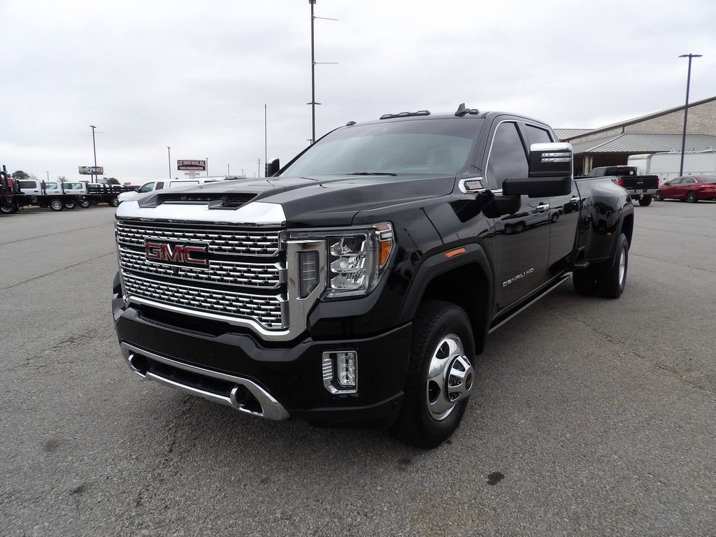 Used 2023 GMC Sierra 3500 Denali w/ Denali Ultimate Package AWD/4WD image 71
