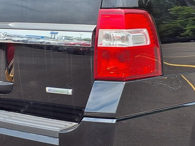 Used 2017 Ford Expedition EL Limited w/ Equipment Group 301A AWD/4WD image 30