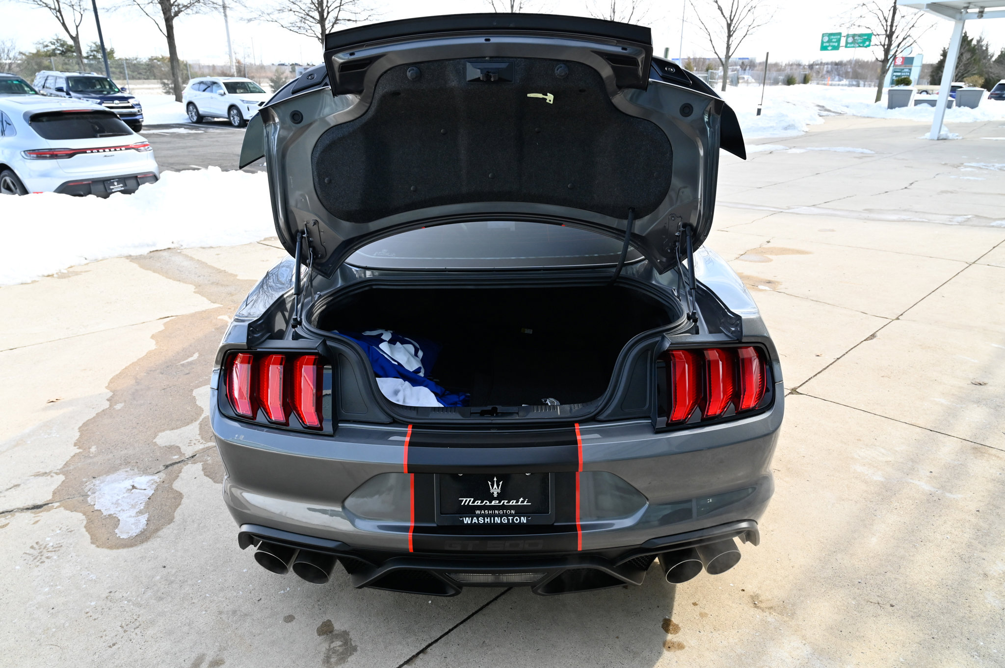 Used 2021 Ford Mustang Shelby GT500 w/ Technology Package image 35