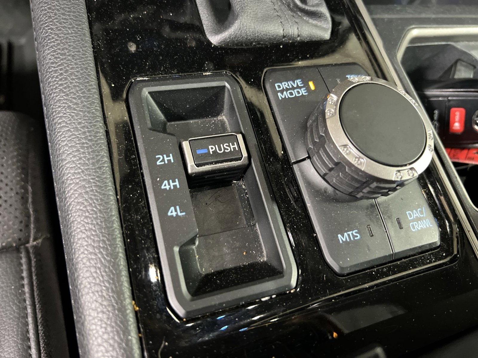 Used 2023 Toyota Tundra Limited image 30