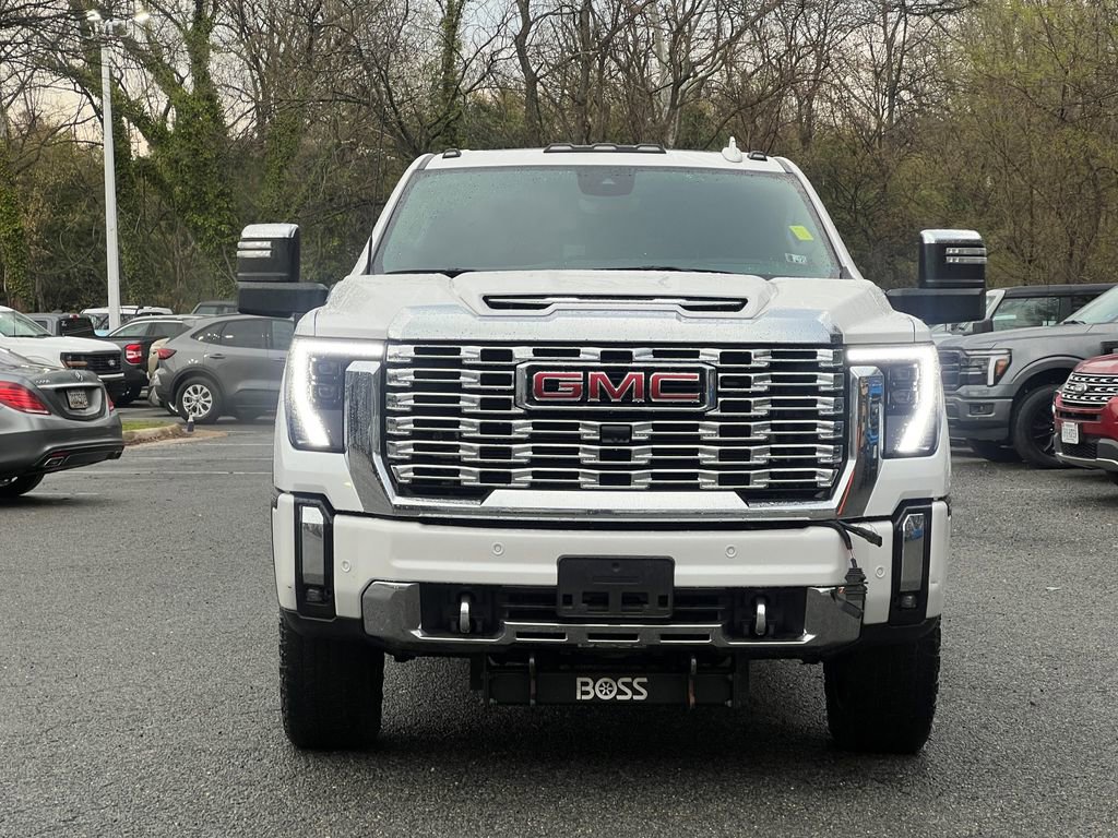 Used 2024 GMC Sierra 2500 Denali w/ Denali Reserve Package image 2