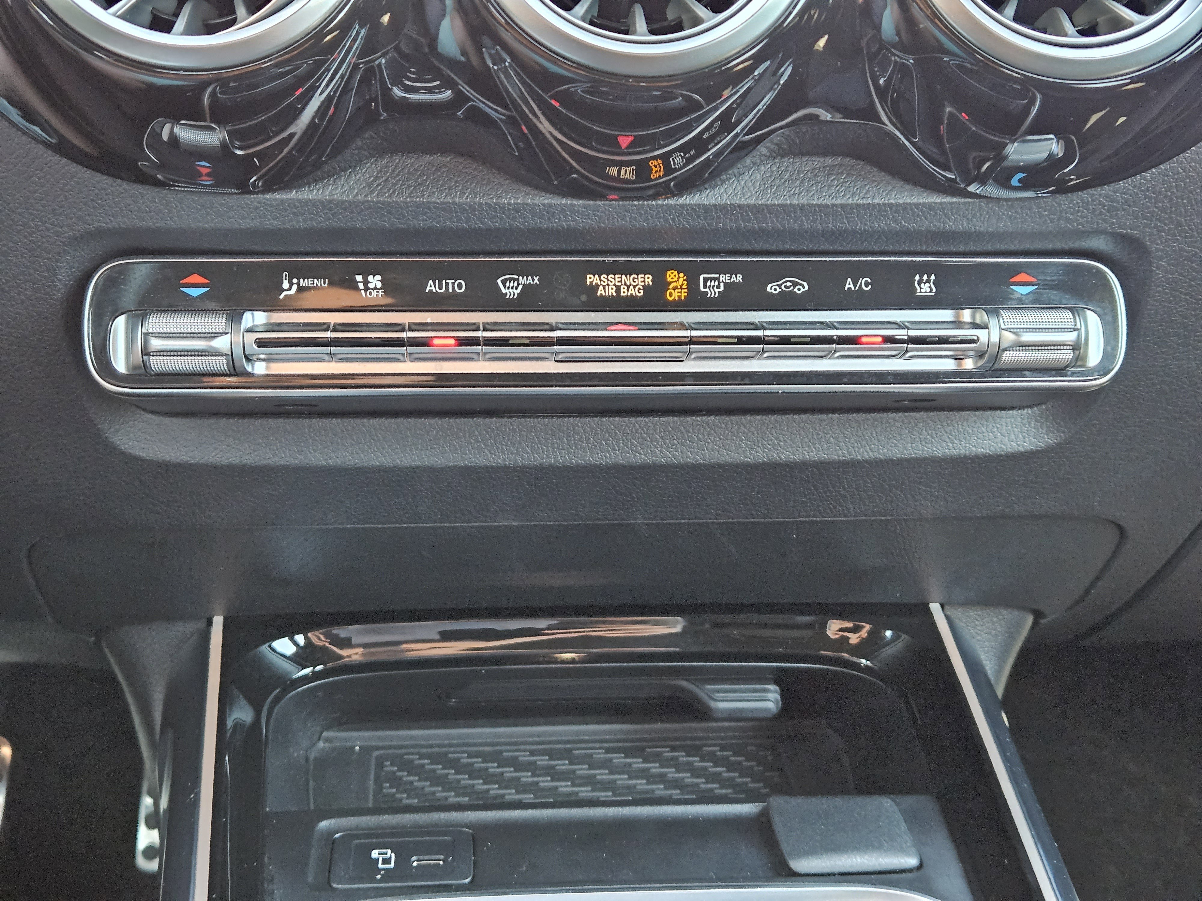 Used 2023 Mercedes-Benz EQB 300 4MATIC image 20