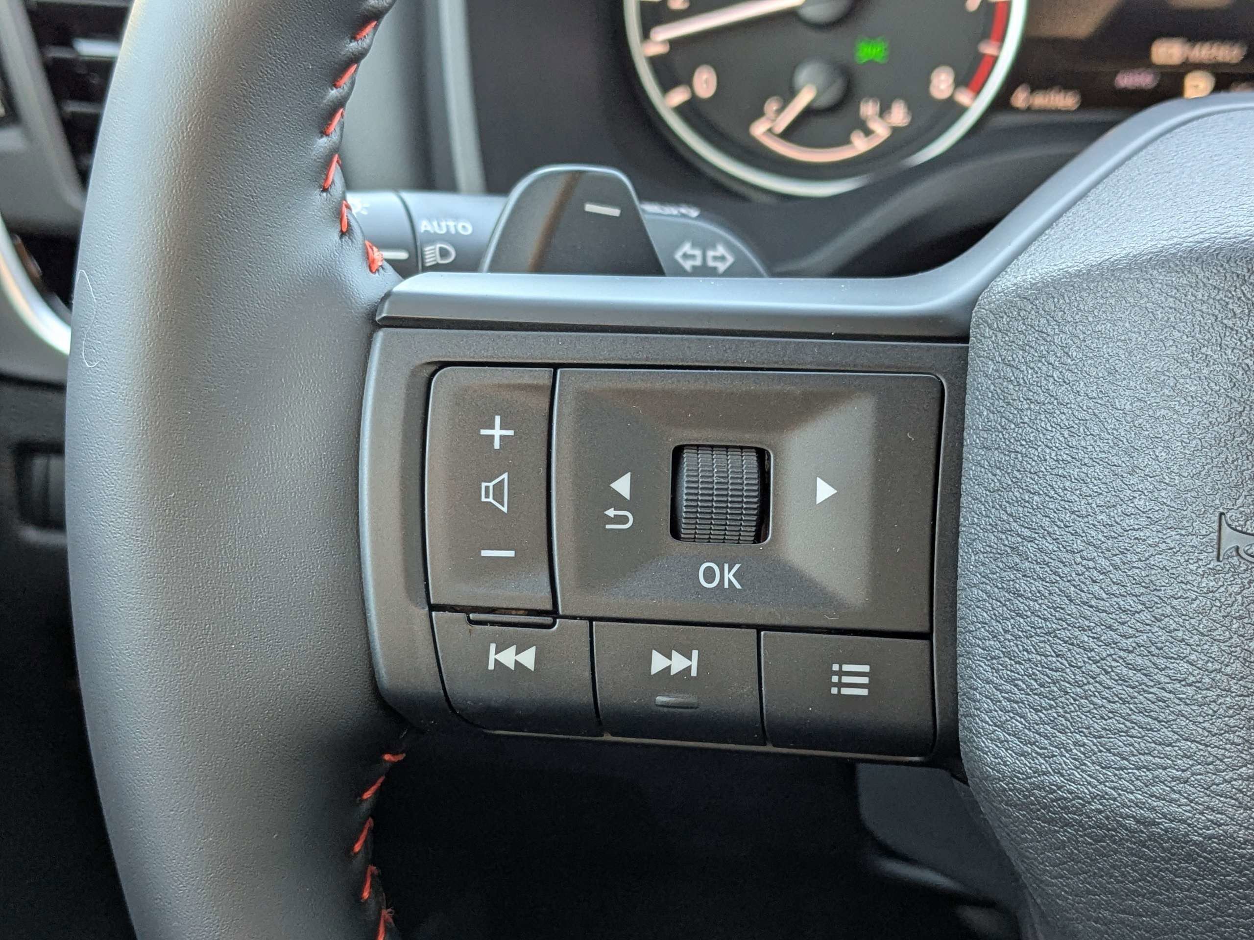 New 2026 Nissan Rogue SV image 14