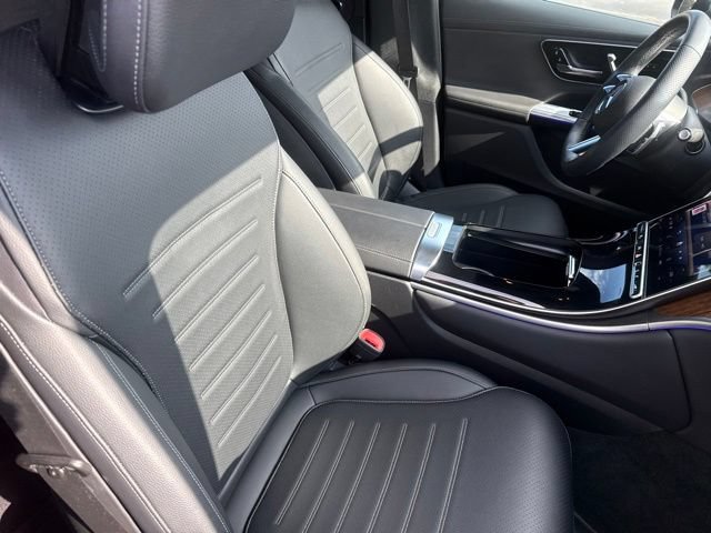 Used 2025 Mercedes-Benz GLC 300 image 16