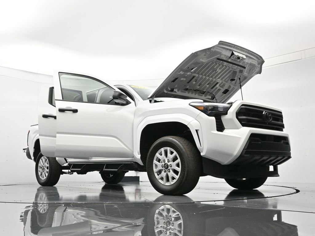 Used 2024 Toyota Tacoma SR image 49