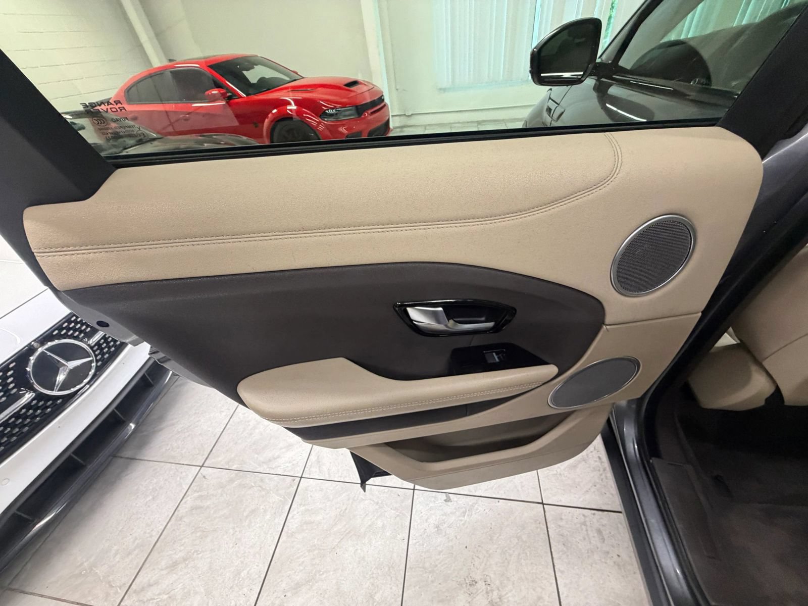 Used 2016 Land Rover Range Rover Evoque SE AWD/4WD image 15