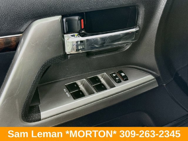 Used 2015 Toyota Land Cruiser AWD/4WD image 18