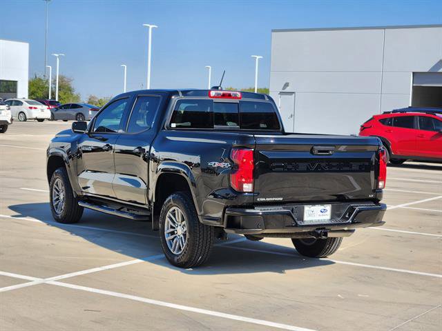 Used 2024 Chevrolet Colorado LT w/ LT Convenience Package II image 3