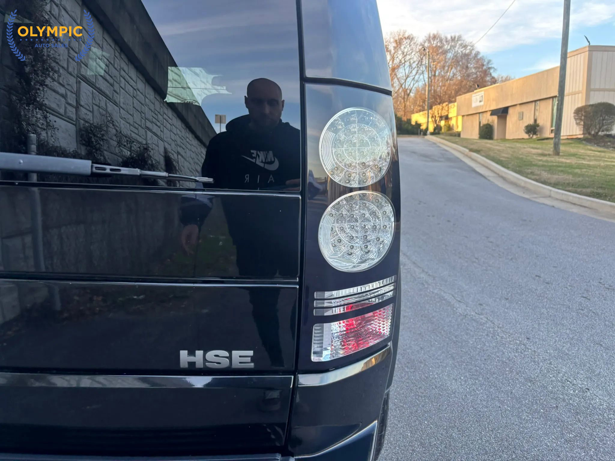 Used 2016 Land Rover LR4 HSE image 13