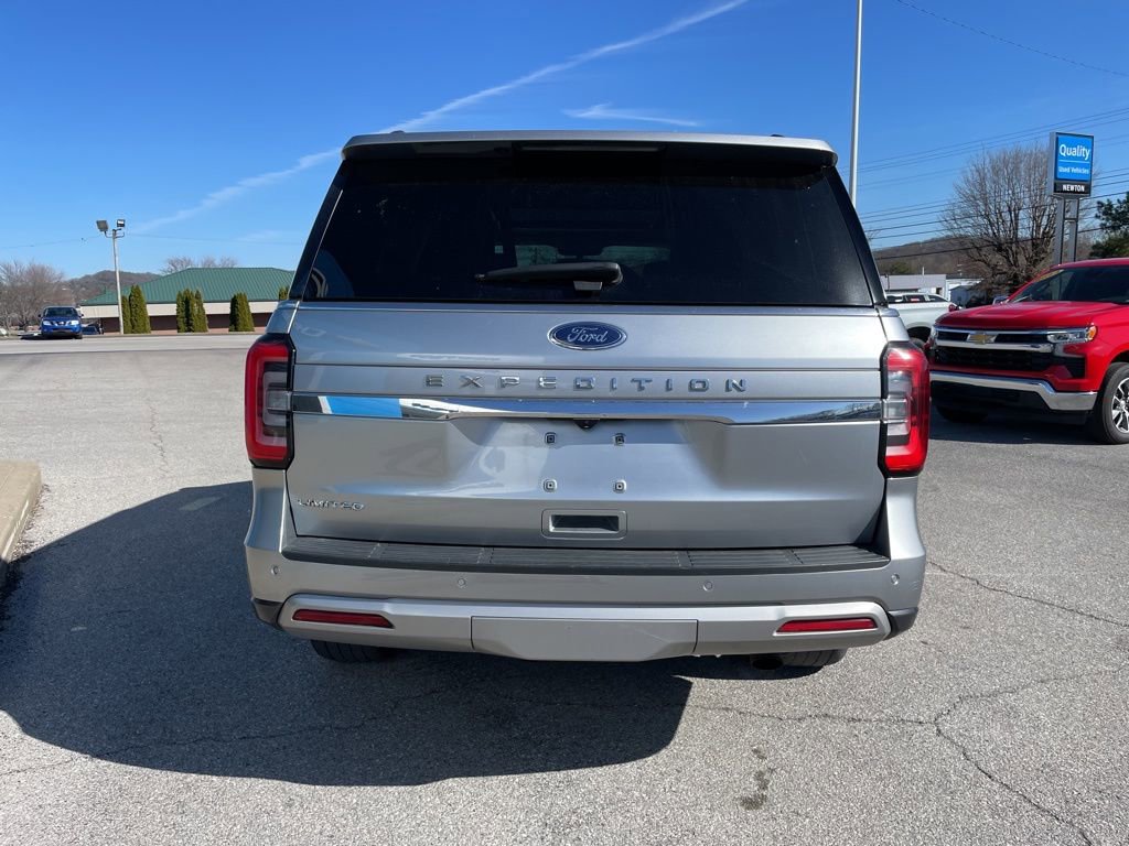 Used 2023 Ford Expedition Limited image 7