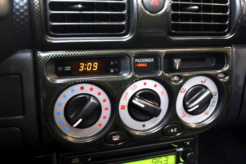 Used 2001 Toyota MR2 image 34