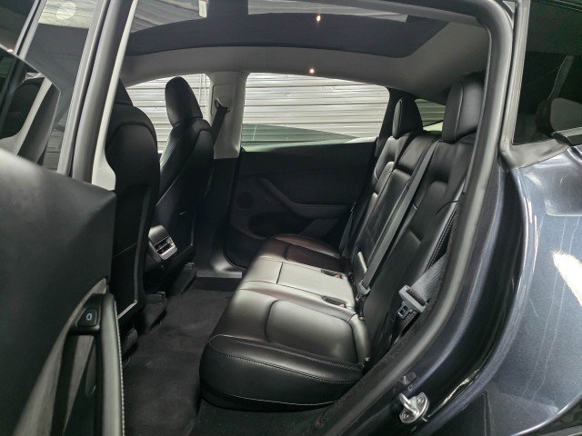 Used 2024 Tesla Model Y Long Range image 16