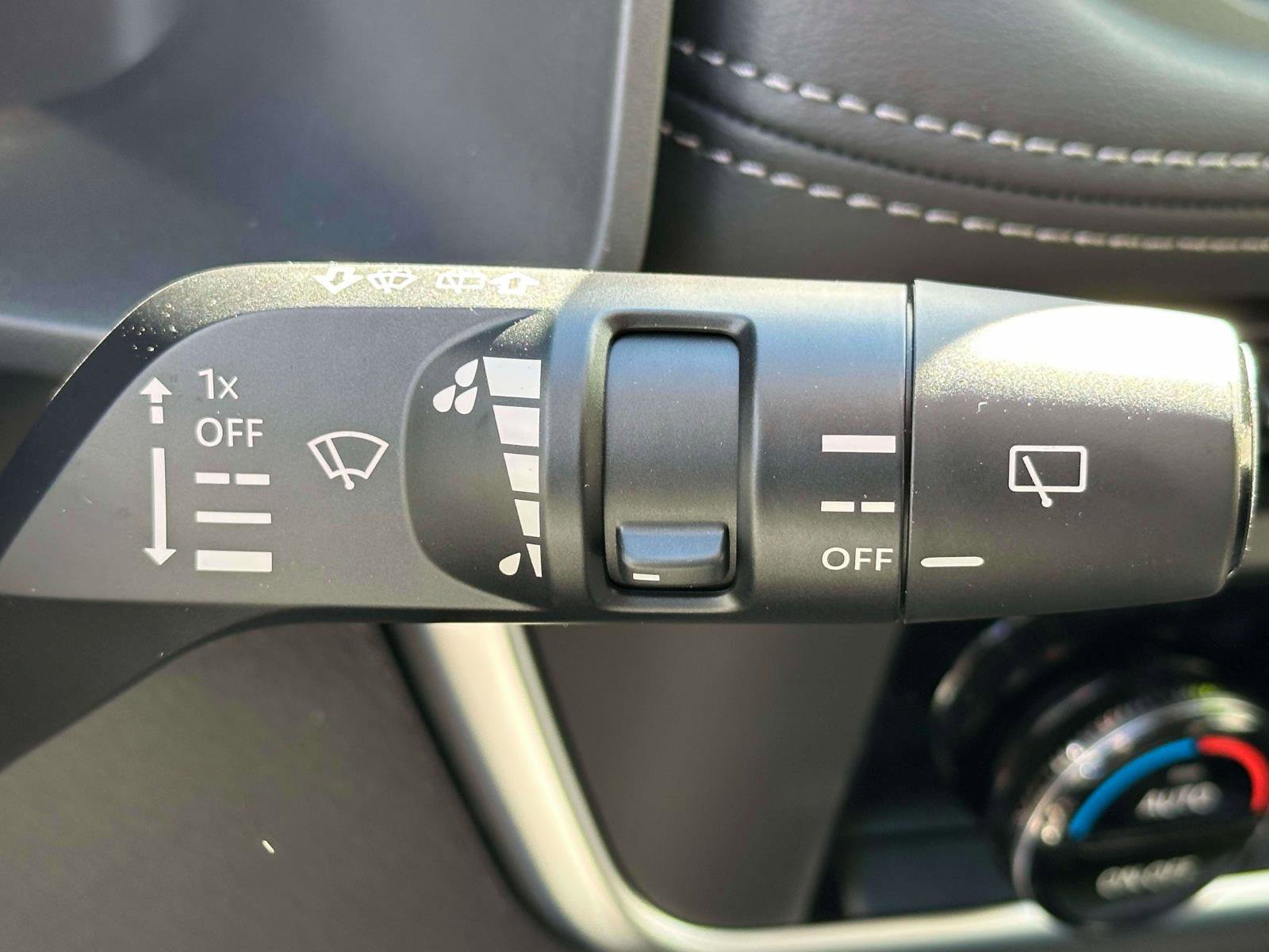 Used 2026 Nissan Rogue SV image 23