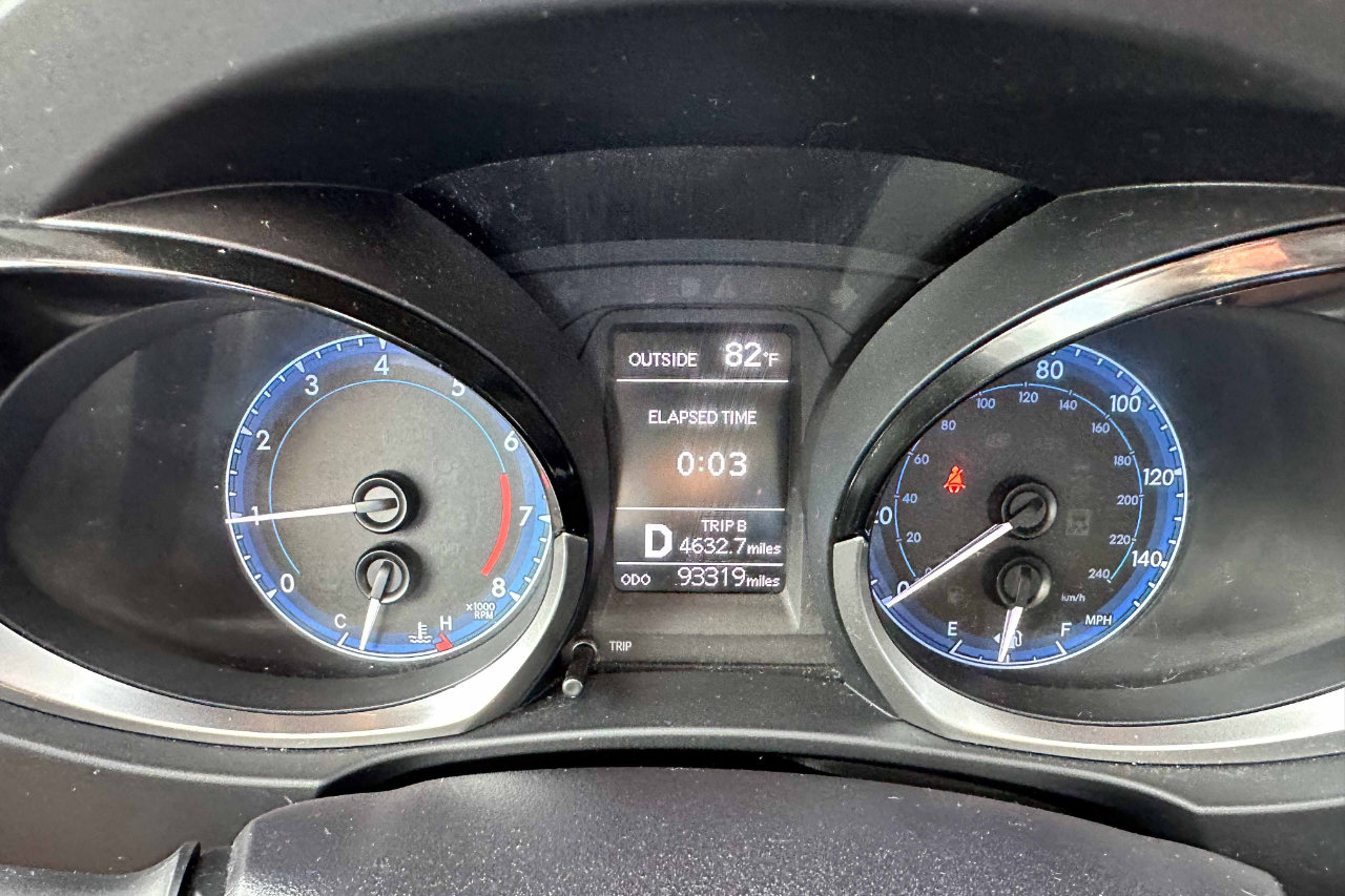 Used 2015 Toyota Corolla S image 19